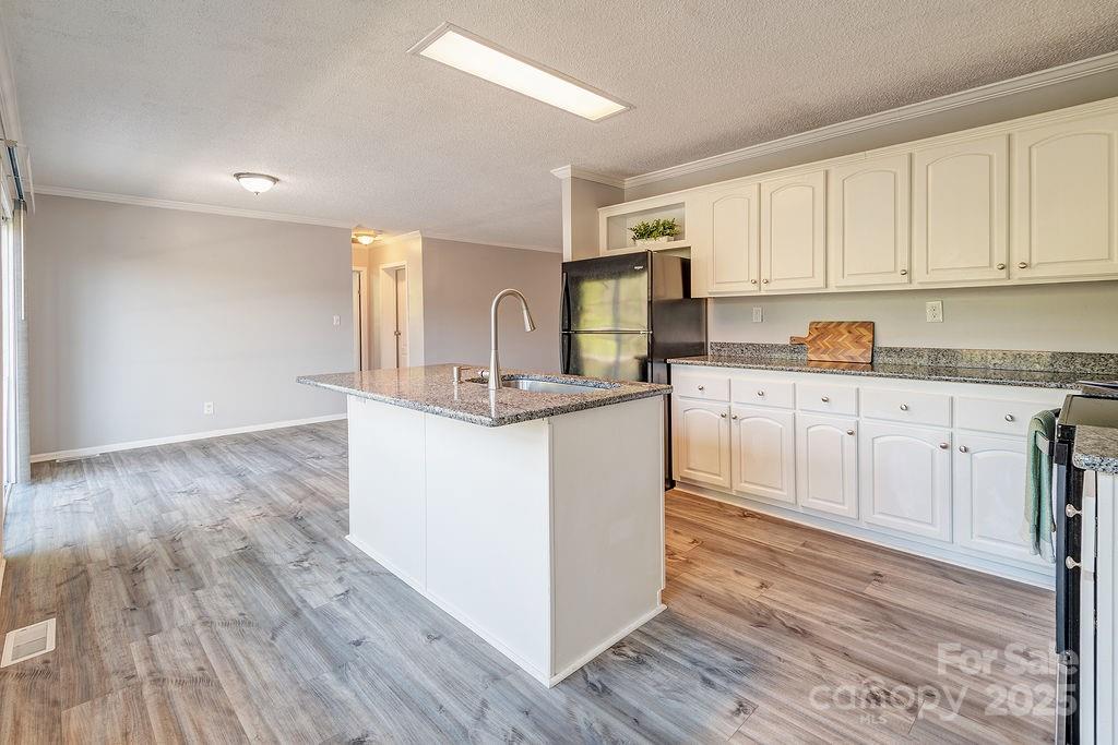 6 Clark Meadow Lane Candler NC 28715