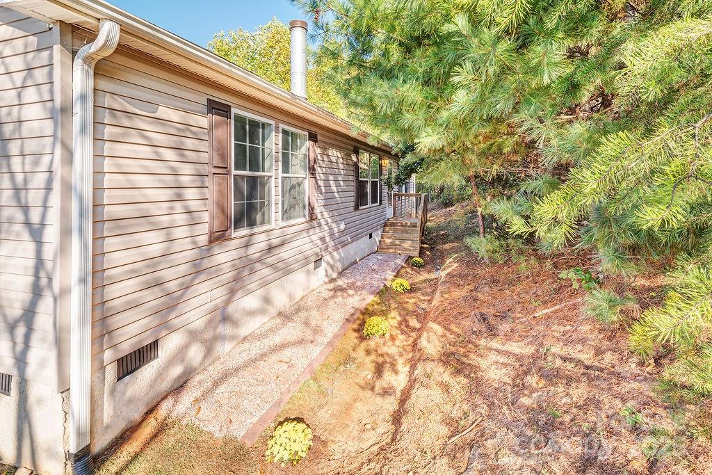 6 Clark Meadow Lane Candler NC 28715