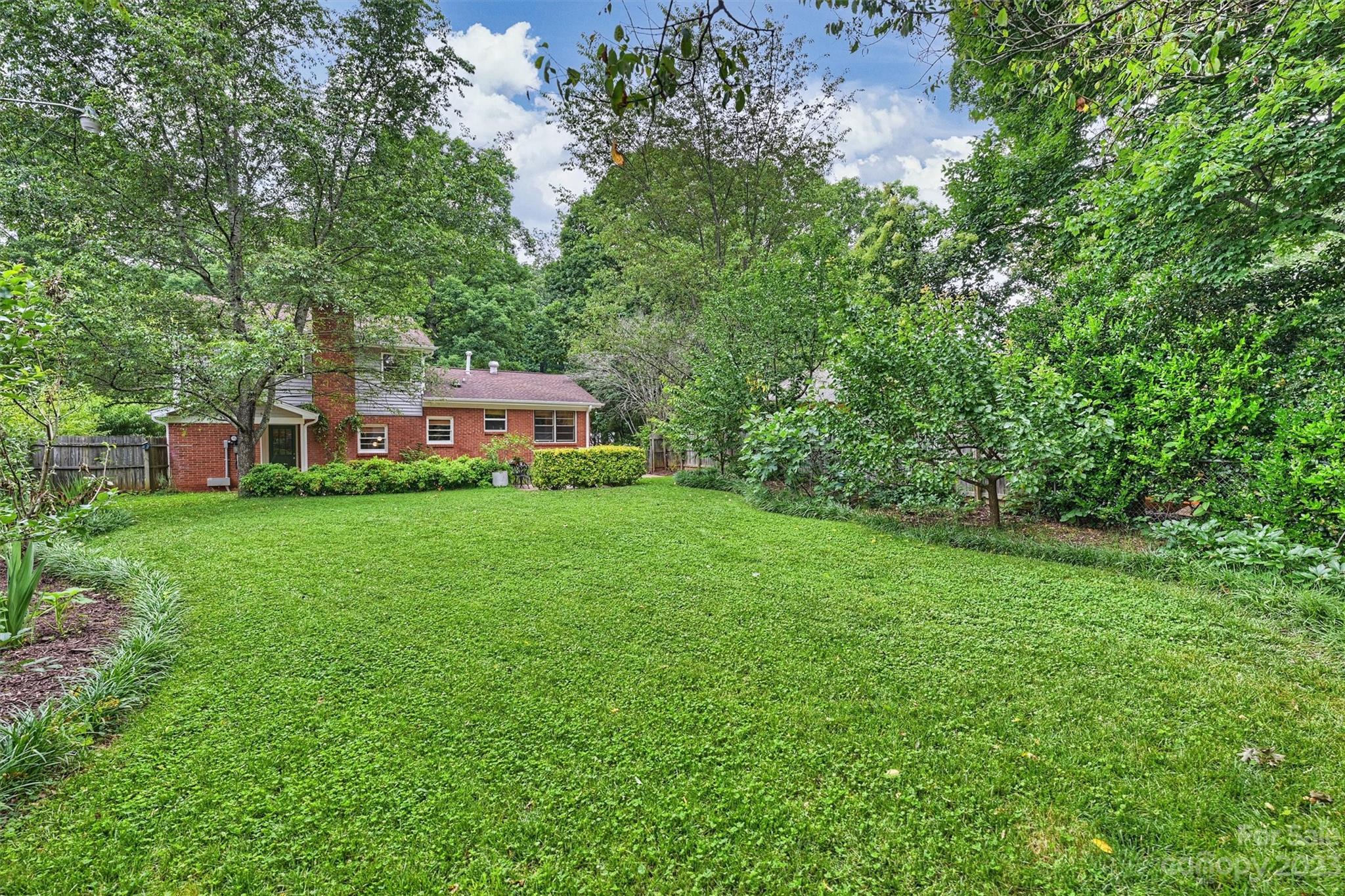 4423 Carriage Drive Circle Charlotte NC 28205