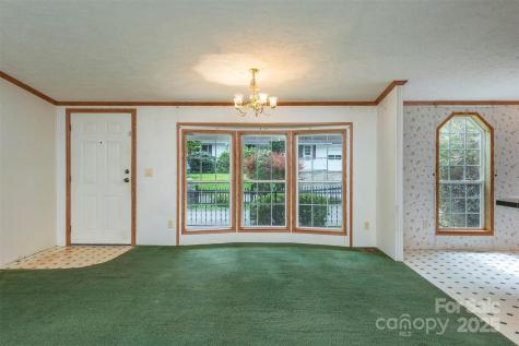 103 6th Street Black Mountain NC 28711