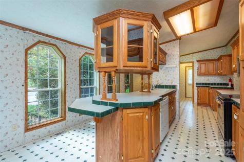 103 6th Street Black Mountain NC 28711