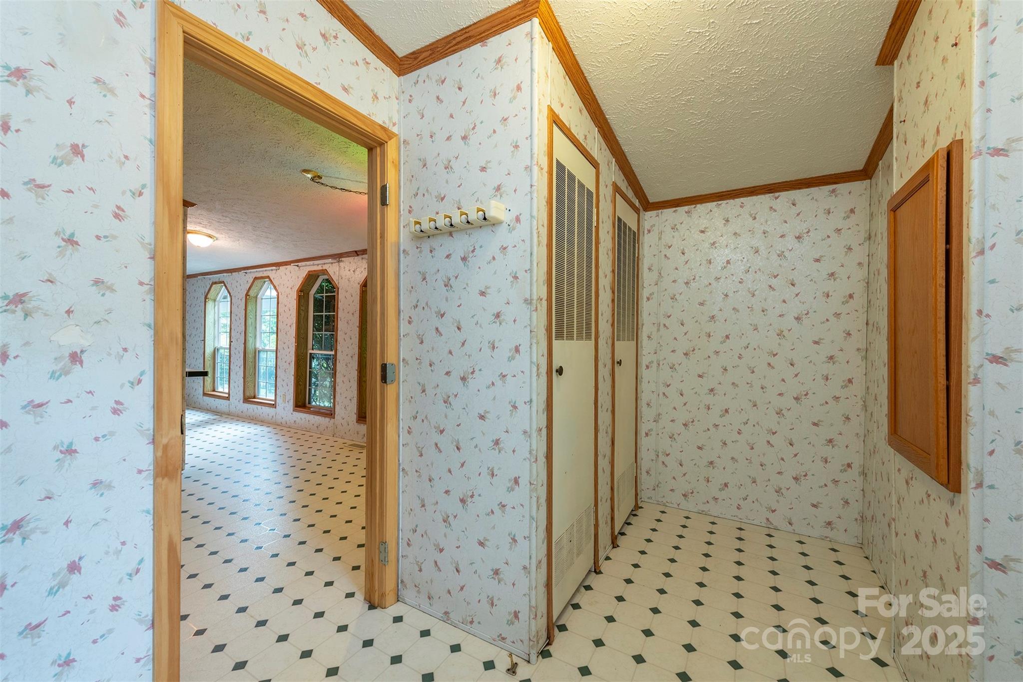 103 6th Street Black Mountain NC 28711