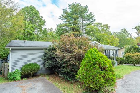 103 6th Street Black Mountain NC 28711