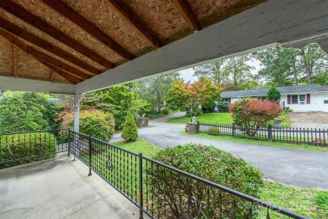 103 6th Street Black Mountain NC 28711