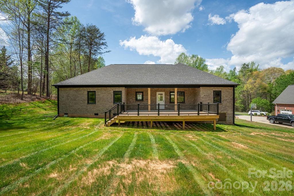 145 Creekwood Drive Dallas NC 28034