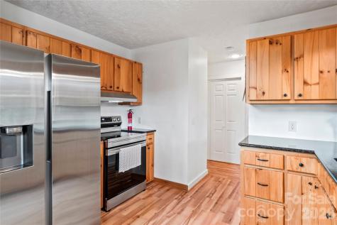 197 Fairview Drive Traphill NC 28685