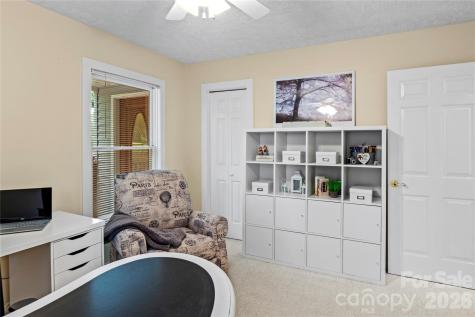 197 Fairview Drive Traphill NC 28685