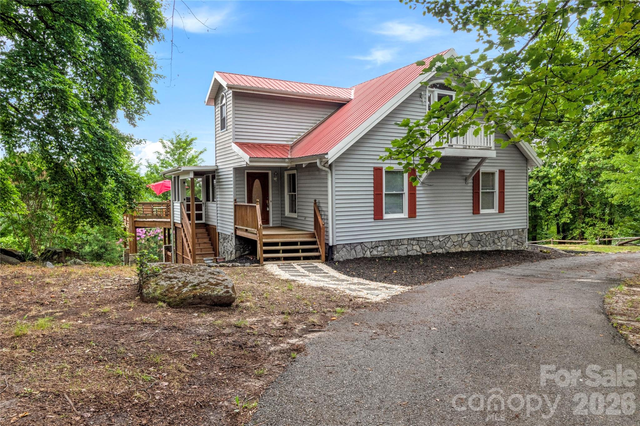 197 Fairview Drive Traphill NC 28685