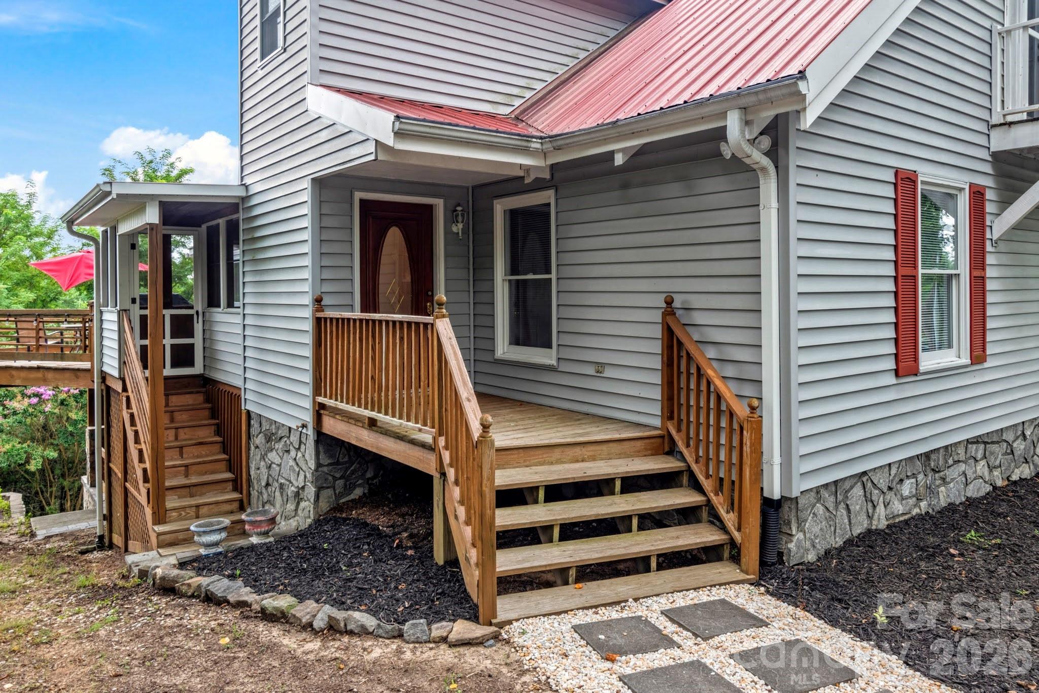 197 Fairview Drive Traphill NC 28685