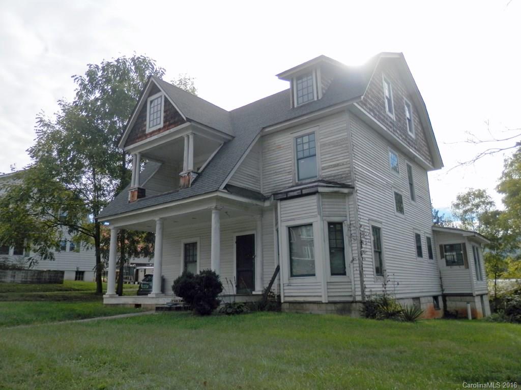 53 Walnut Street Waynesville NC 28786