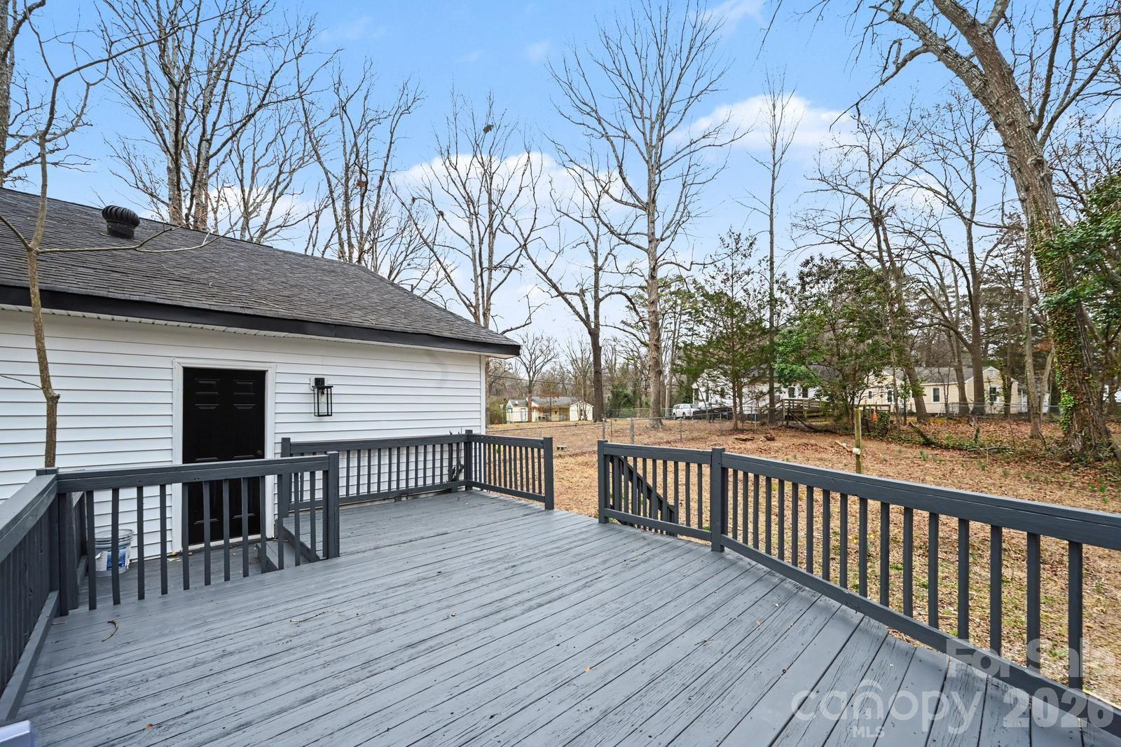 1013 Ridge Avenue Gastonia NC 28052