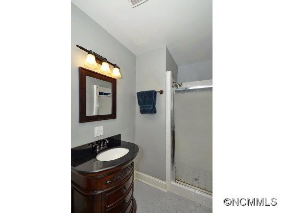9 Woodcrest Road Asheville NC 28804
