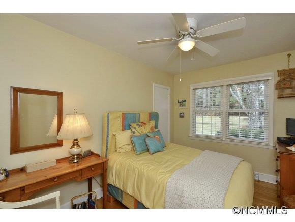 9 Woodcrest Road Asheville NC 28804