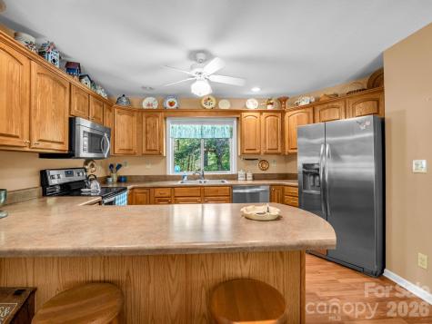 120 Lakewood Drive Lake Lure NC 28746