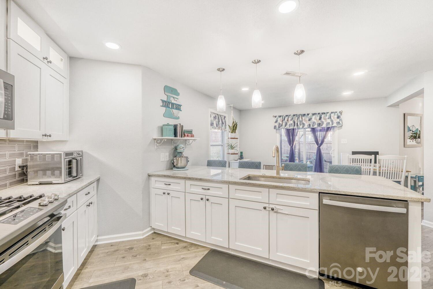 148 Farm Springs Drive Mount Holly NC 28120