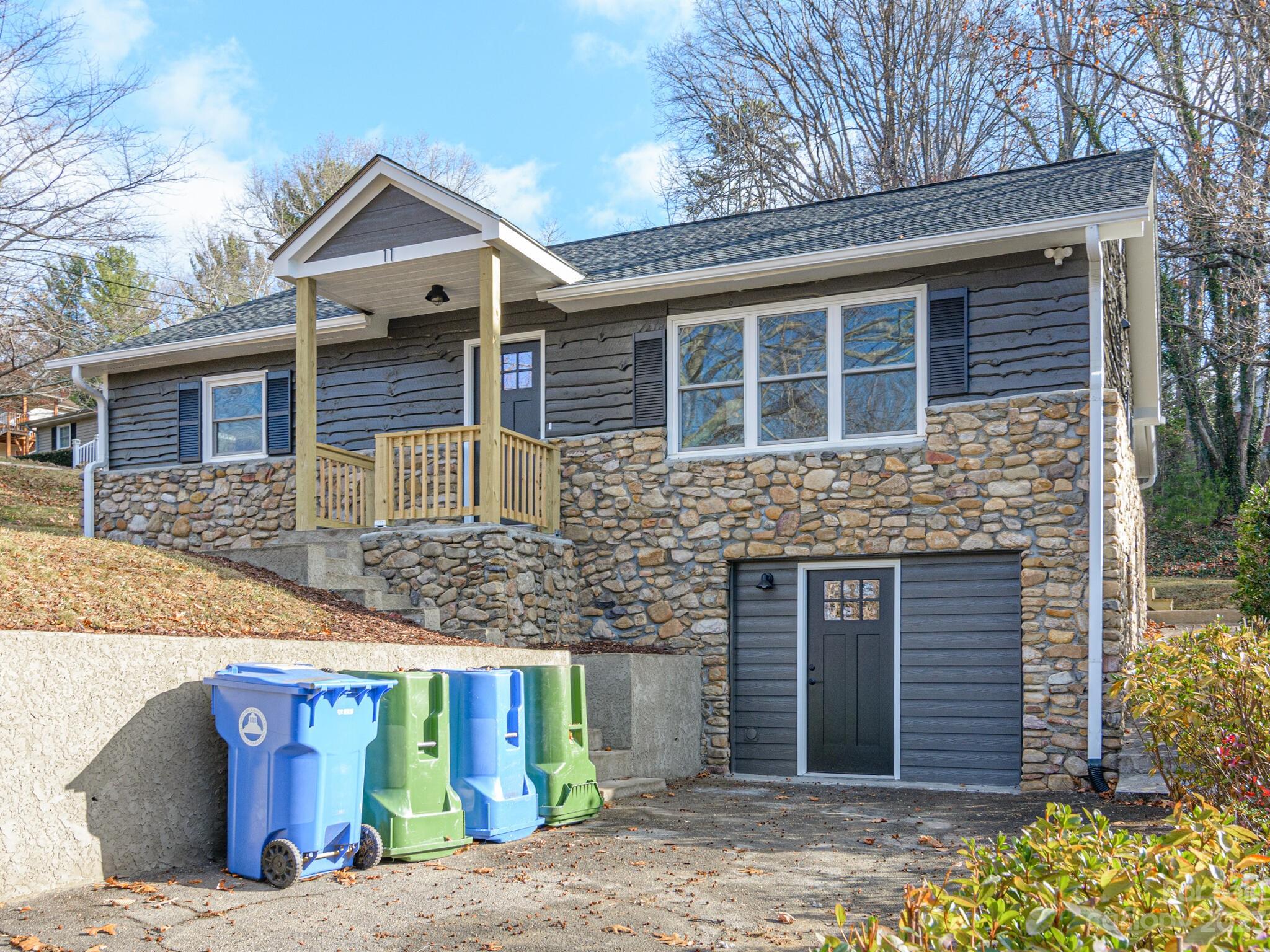 11 Upland Road Asheville NC 28804