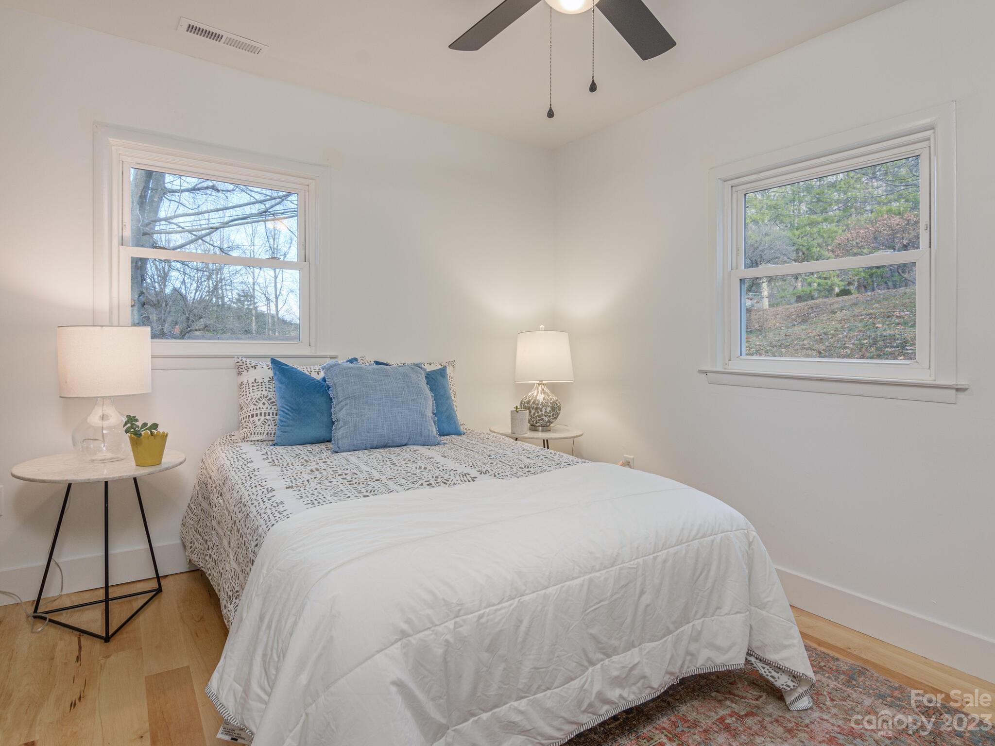 11 Upland Road Asheville NC 28804