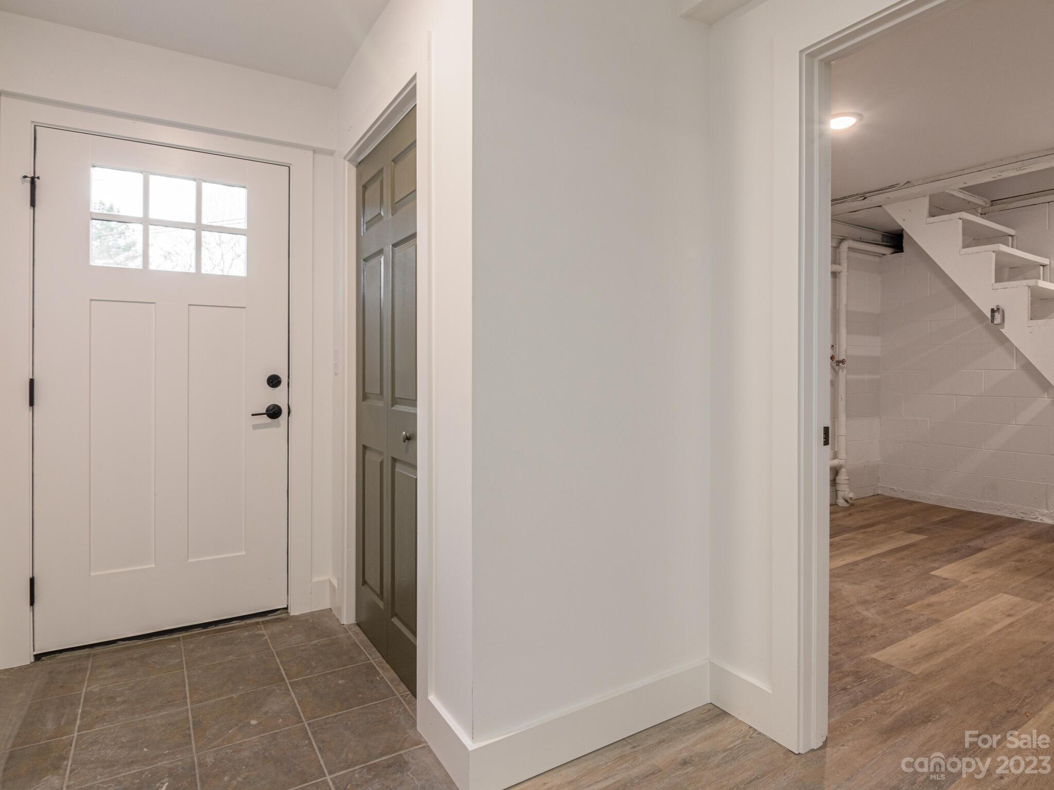 11 Upland Road Asheville NC 28804