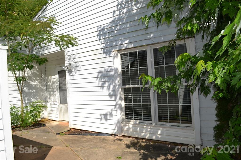 7151 Stonington Lane Charlotte NC 28227