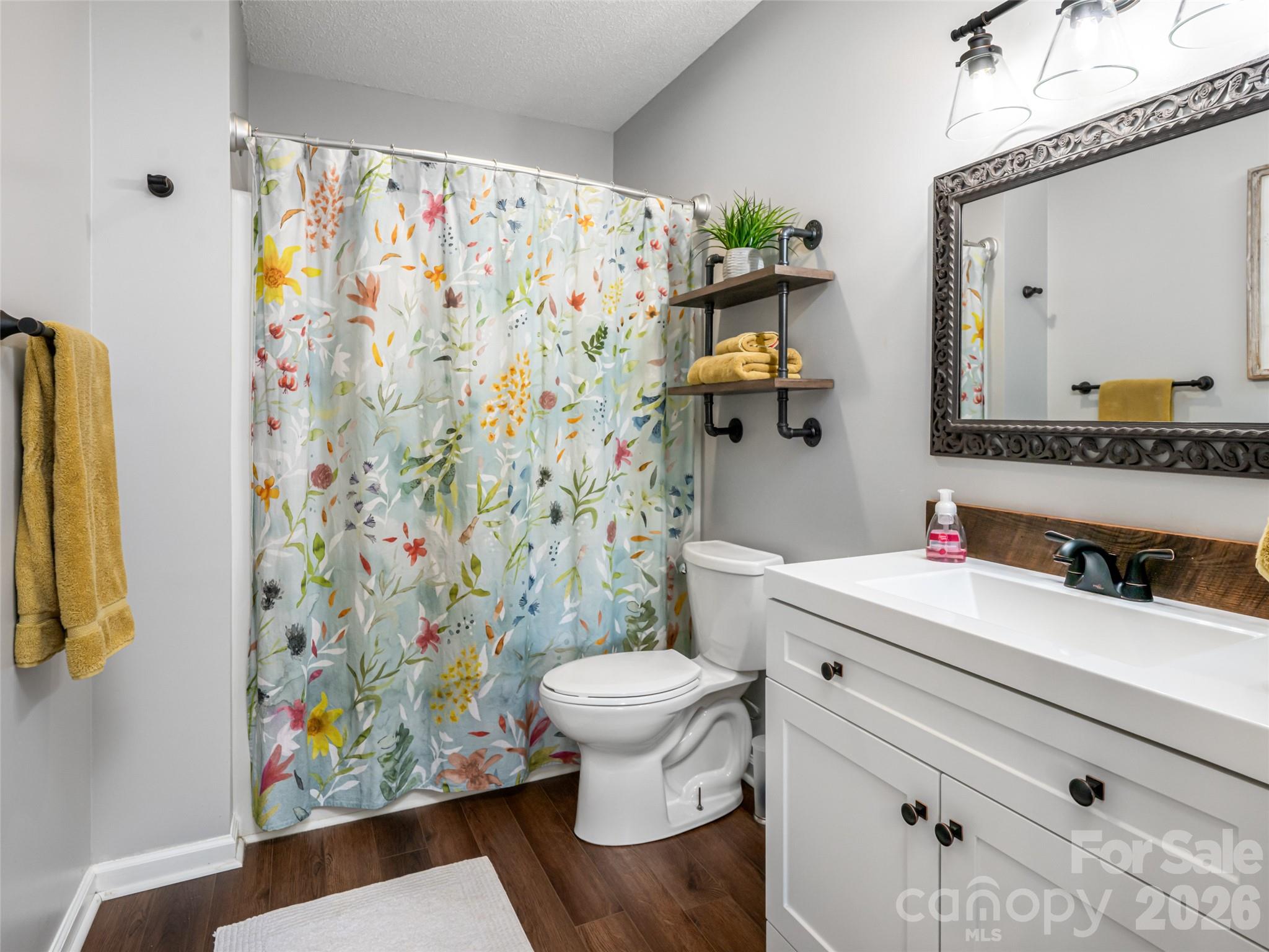 15 Tiffany Lane Asheville NC 28804