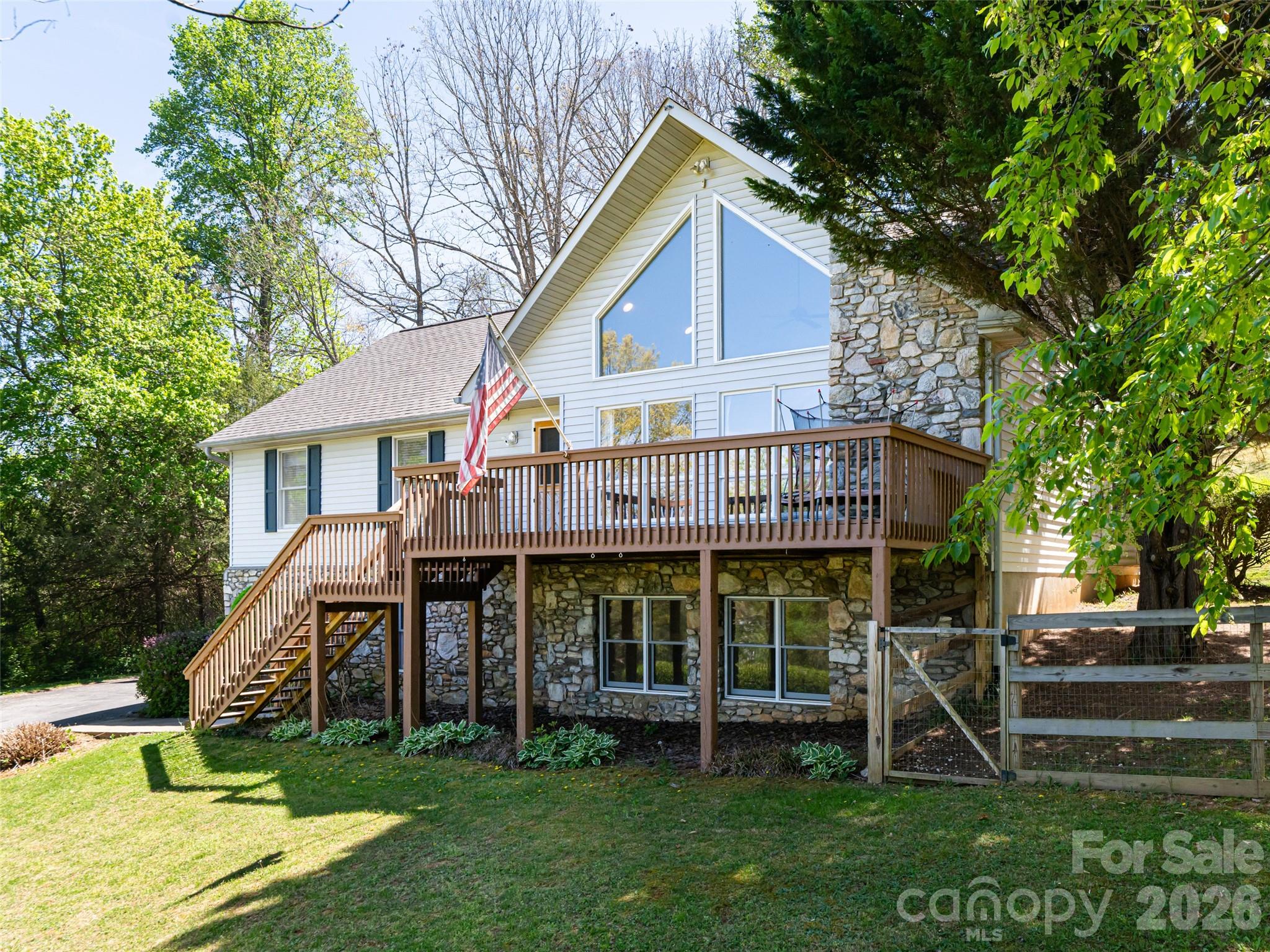 15 Tiffany Lane Asheville NC 28804