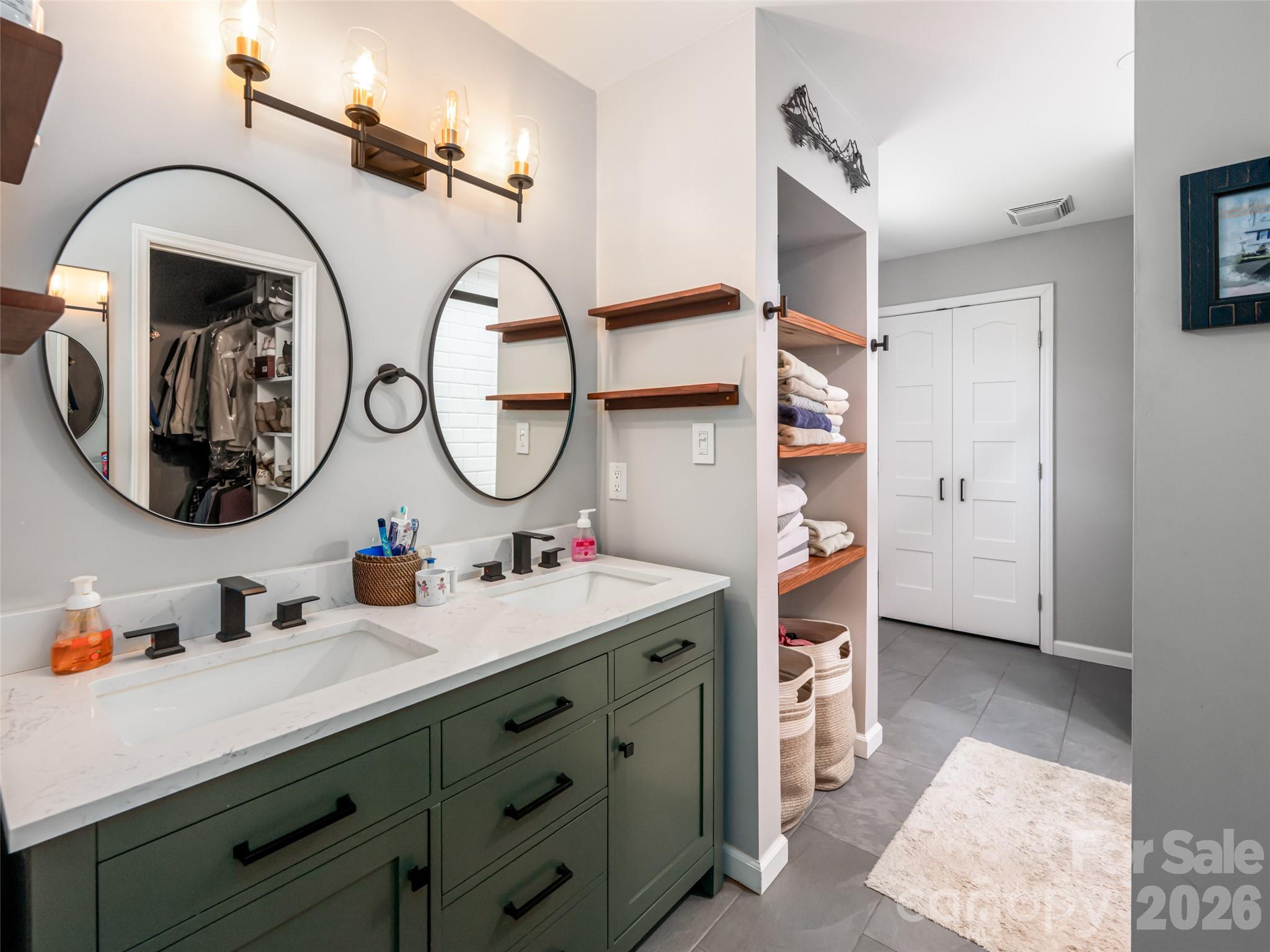 15 Tiffany Lane Asheville NC 28804