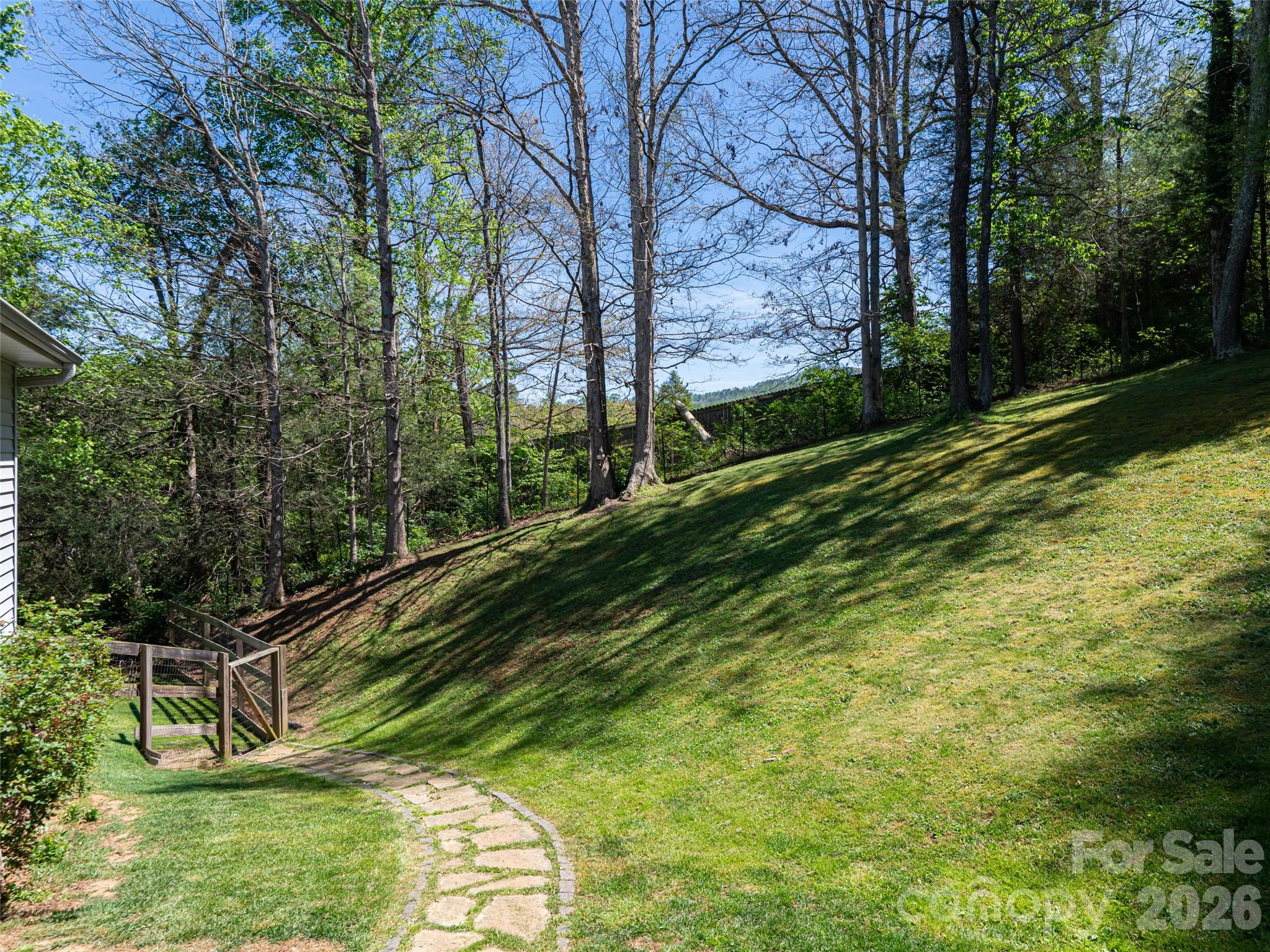 15 Tiffany Lane Asheville NC 28804