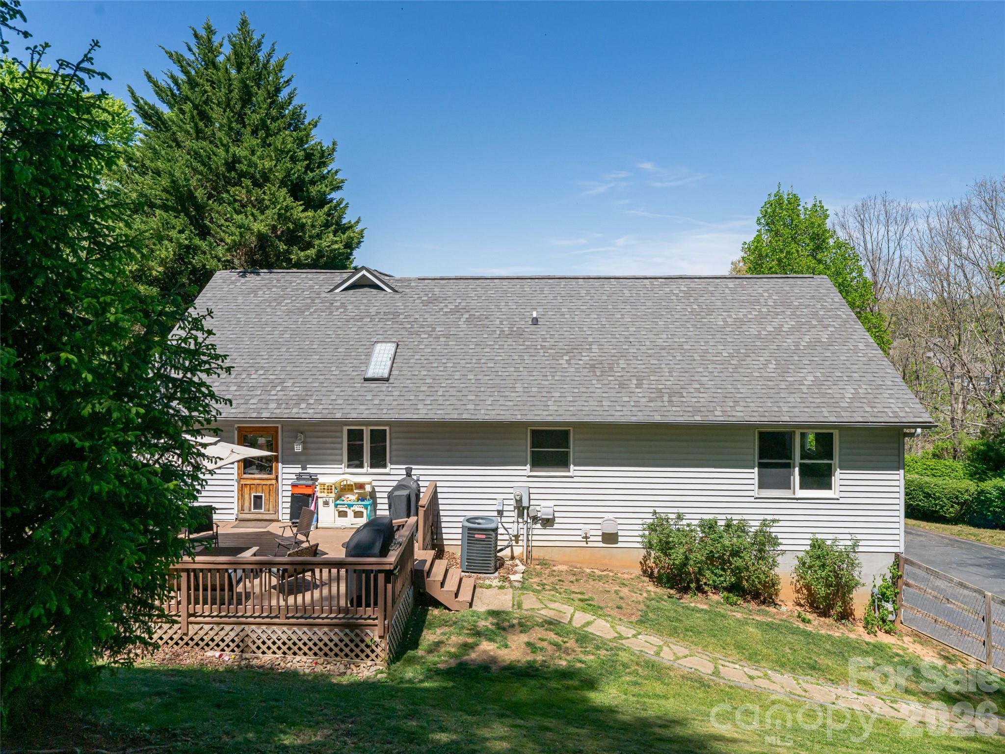 15 Tiffany Lane Asheville NC 28804