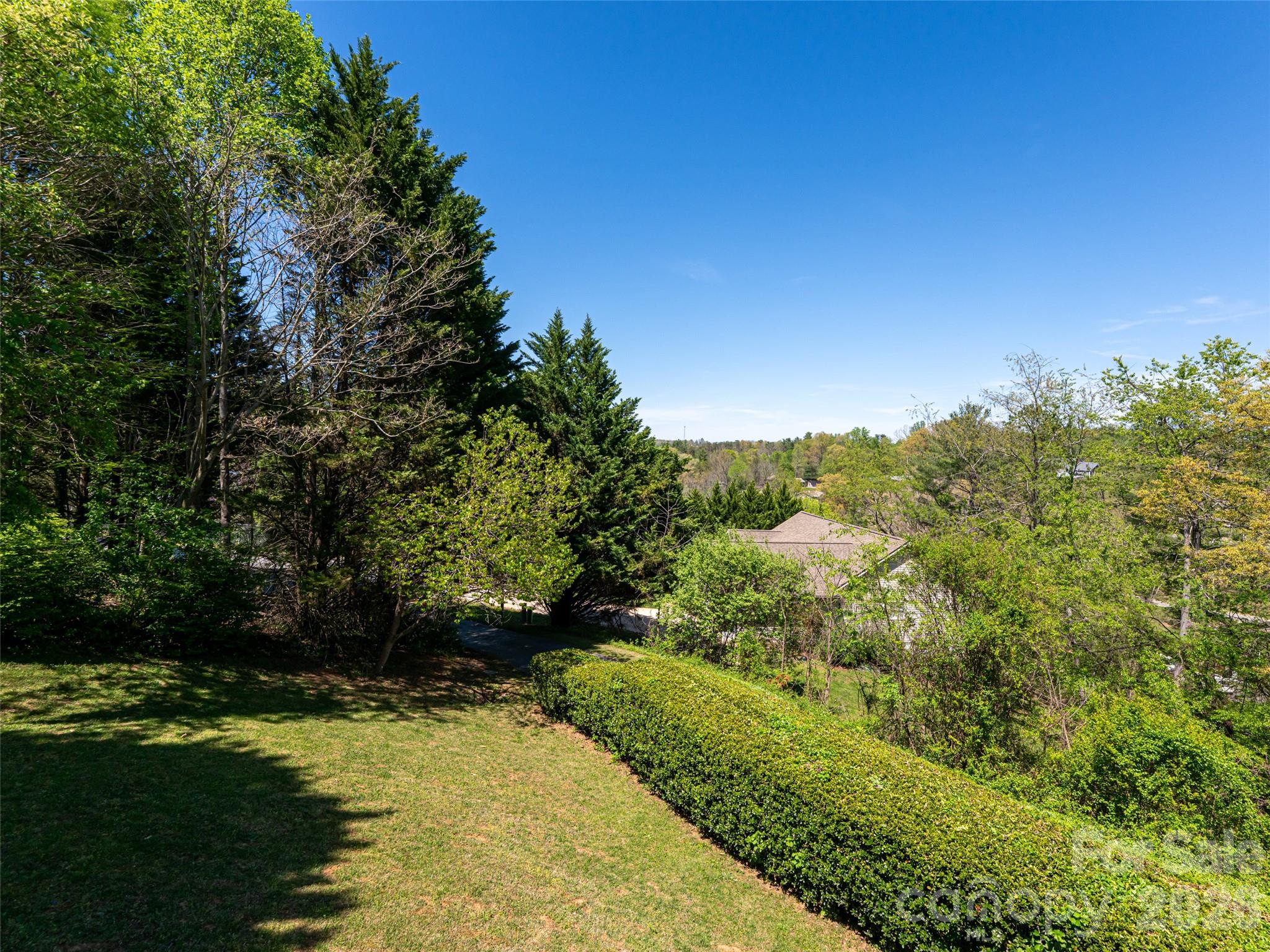 15 Tiffany Lane Asheville NC 28804