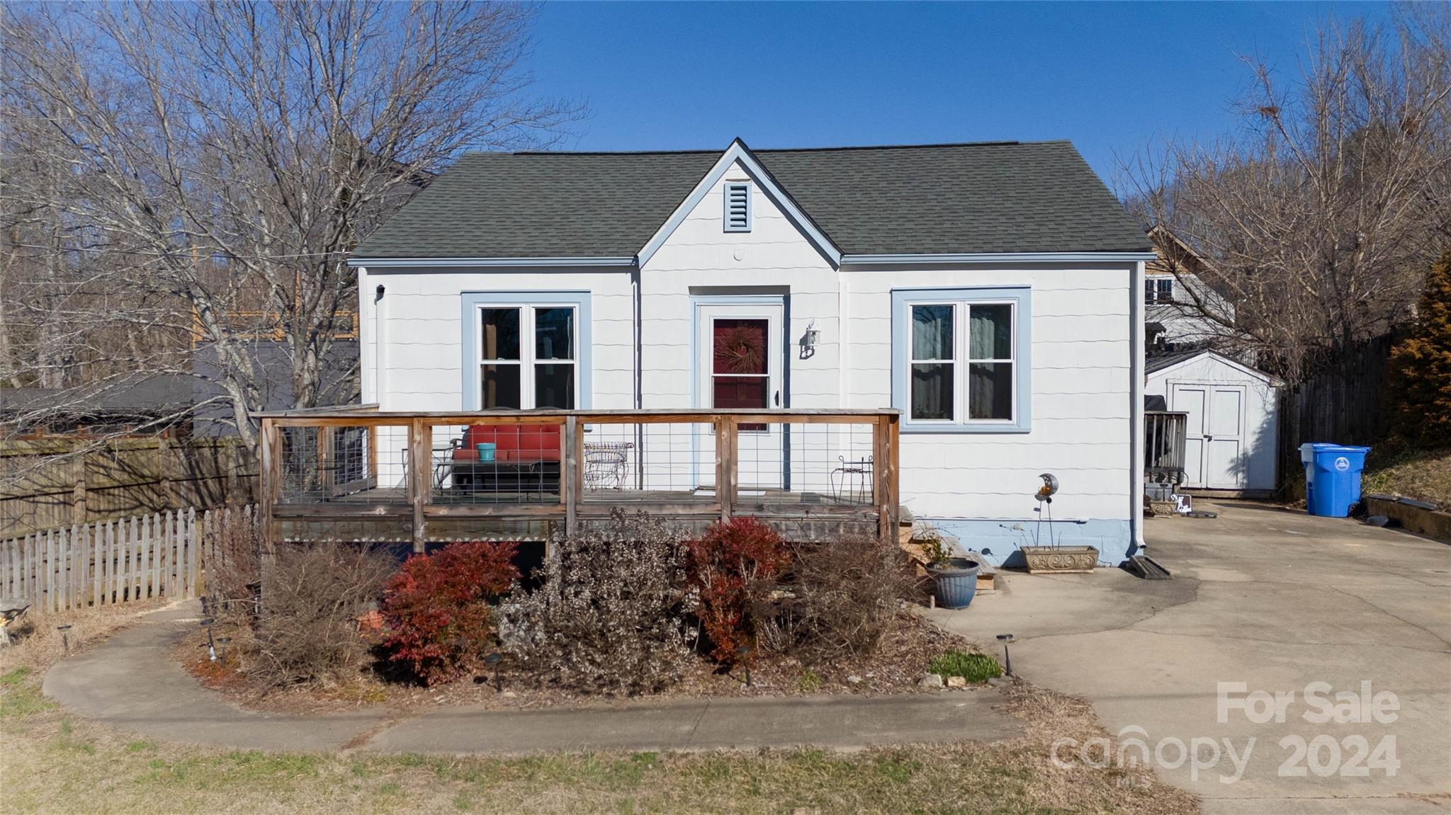 75 5th Avenue Asheville NC 28806