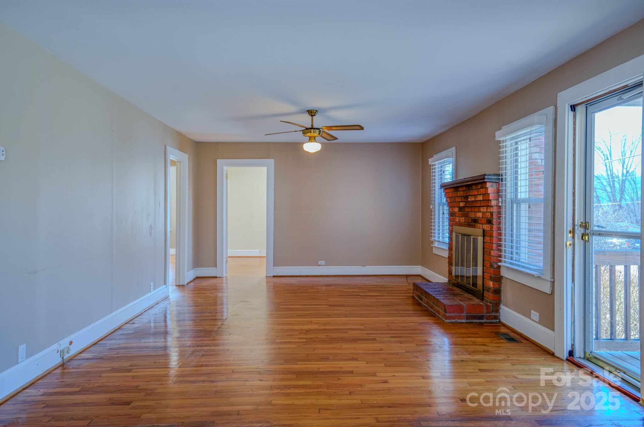 302 Wilson Avenue Swannanoa NC 28778