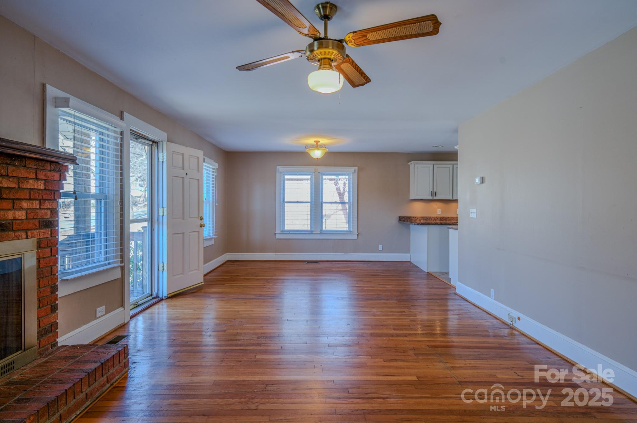 302 Wilson Avenue Swannanoa NC 28778