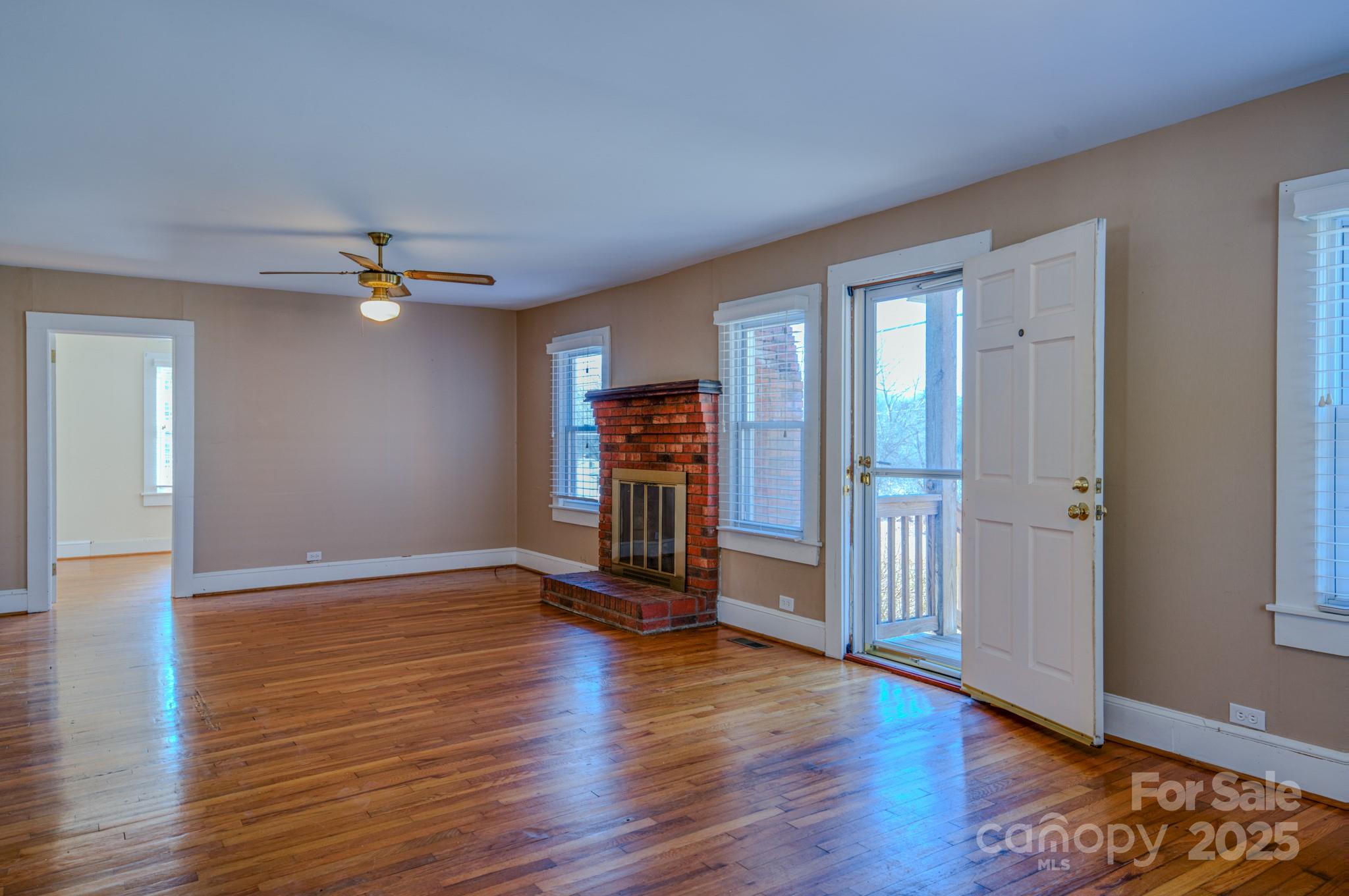 302 Wilson Avenue Swannanoa NC 28778
