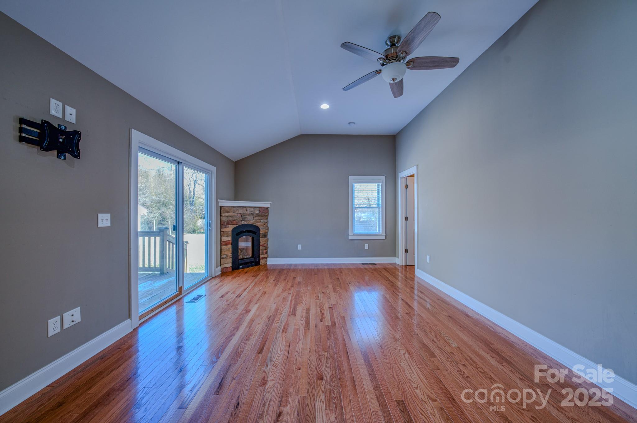 302 Wilson Avenue Swannanoa NC 28778