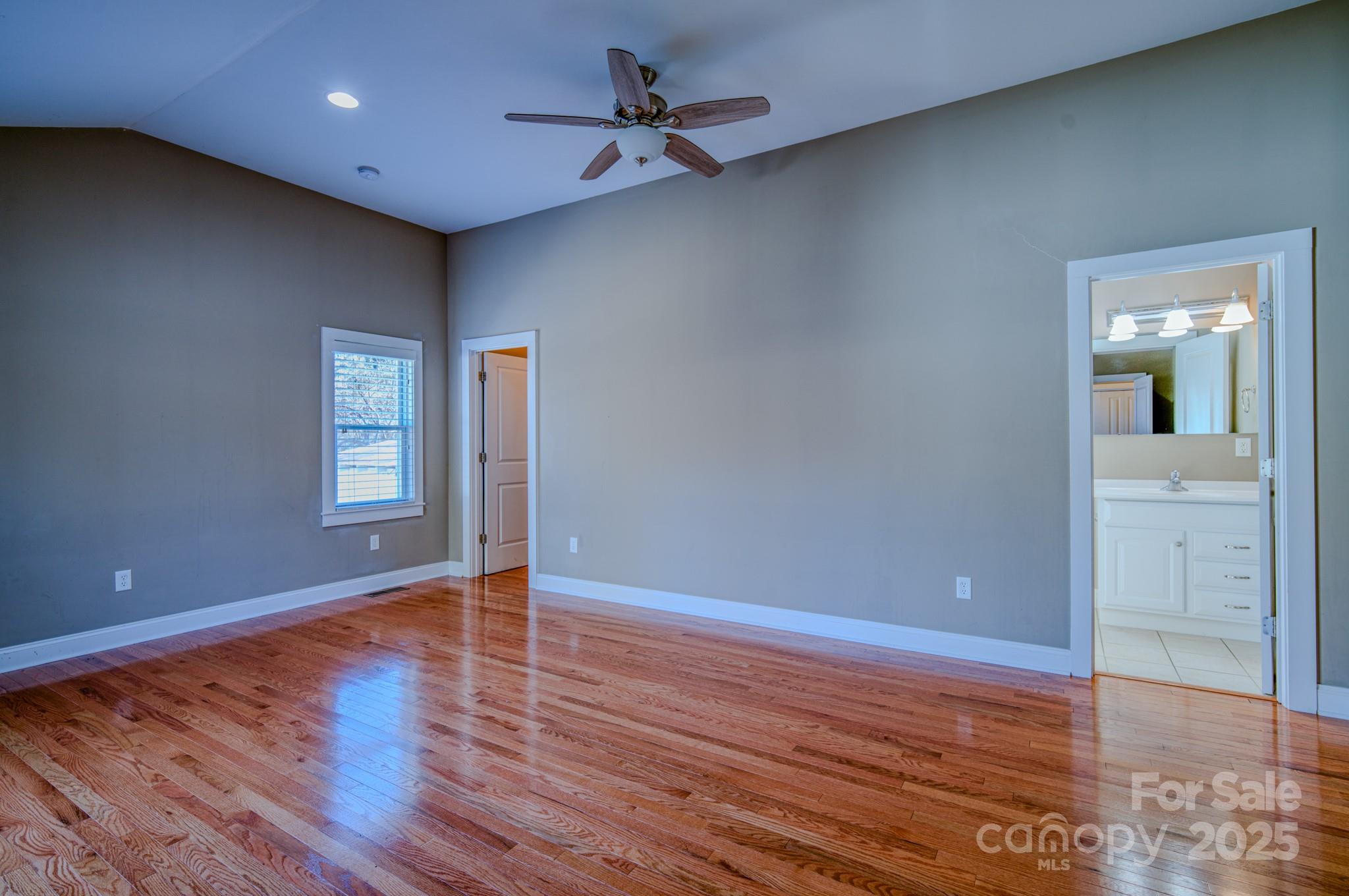 302 Wilson Avenue Swannanoa NC 28778