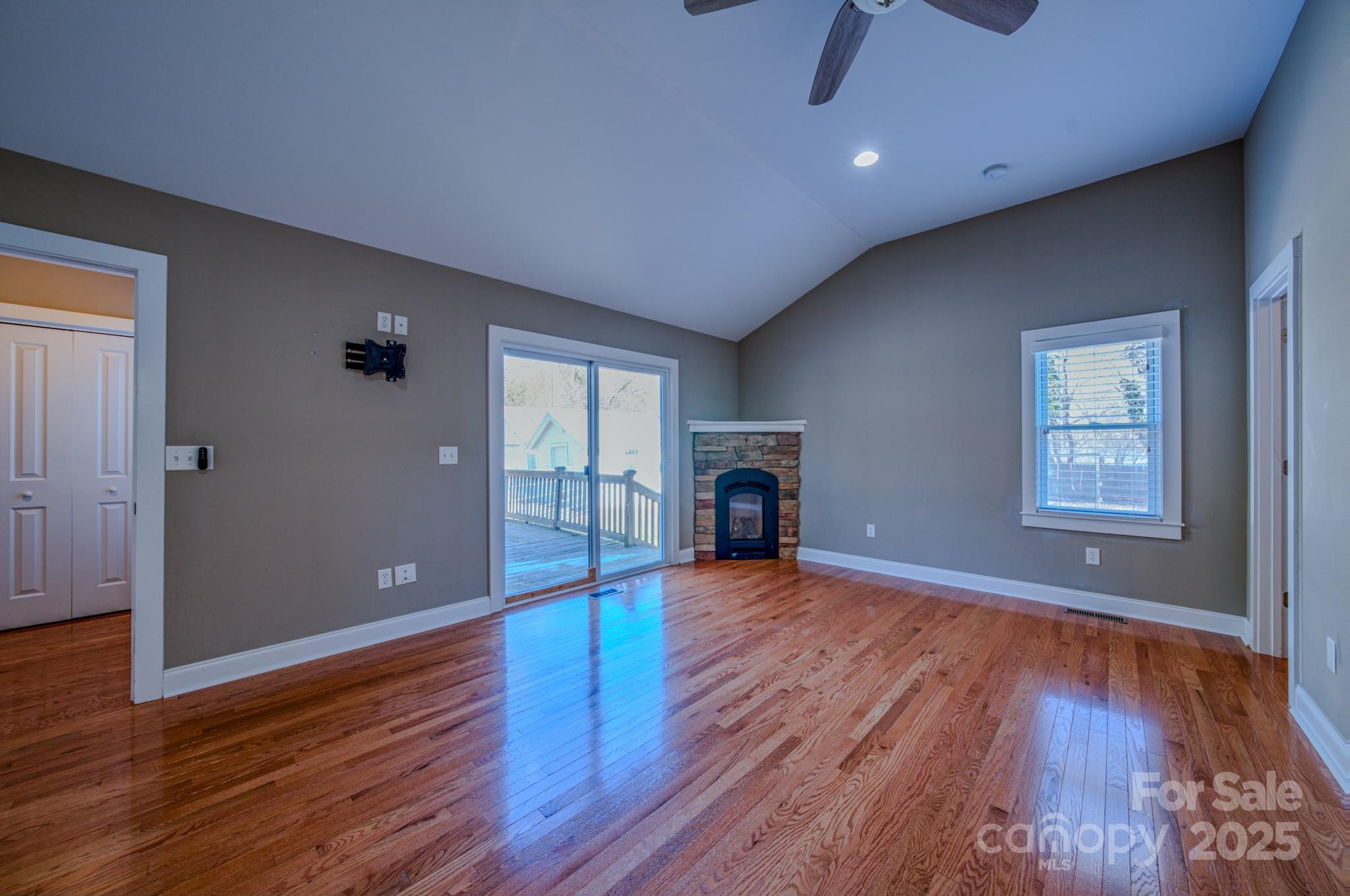 302 Wilson Avenue Swannanoa NC 28778