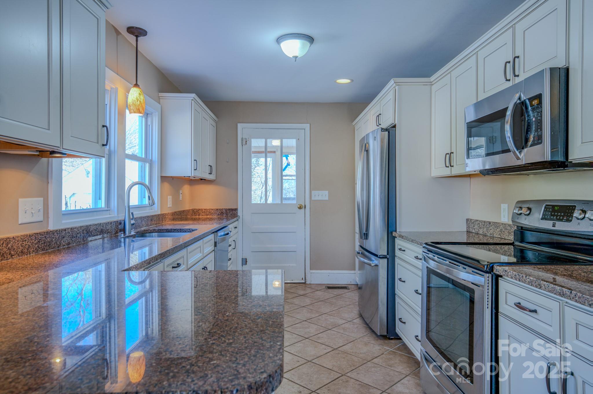 302 Wilson Avenue Swannanoa NC 28778