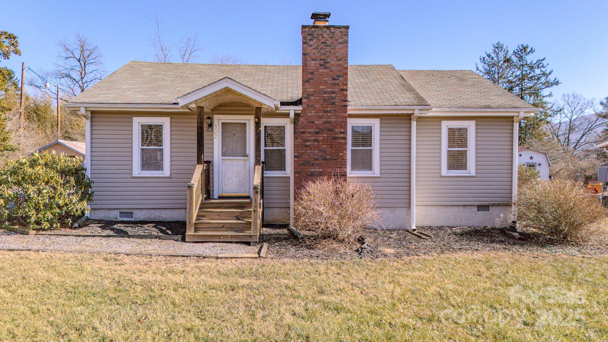 302 Wilson Avenue Swannanoa NC 28778