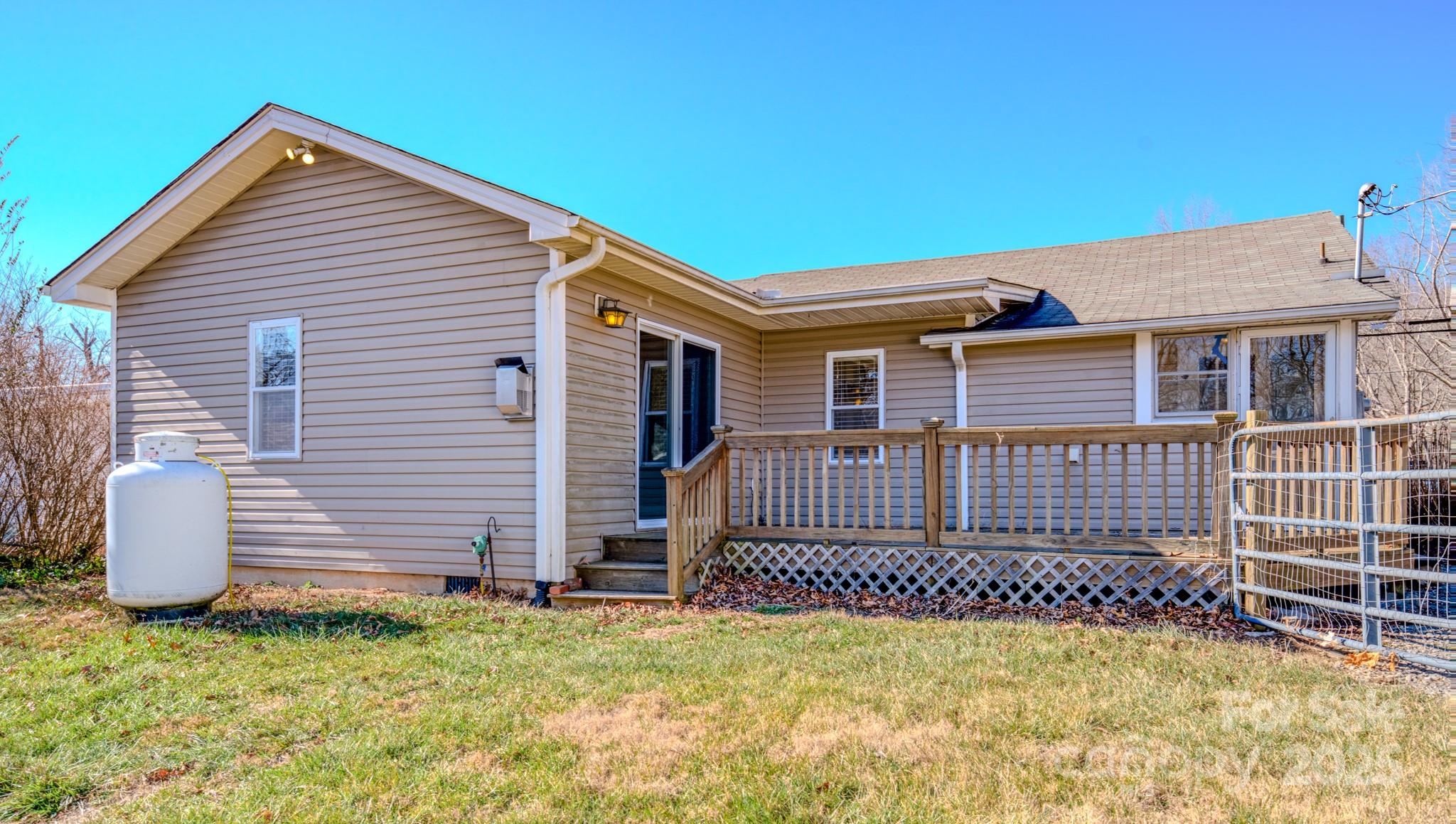 302 Wilson Avenue Swannanoa NC 28778