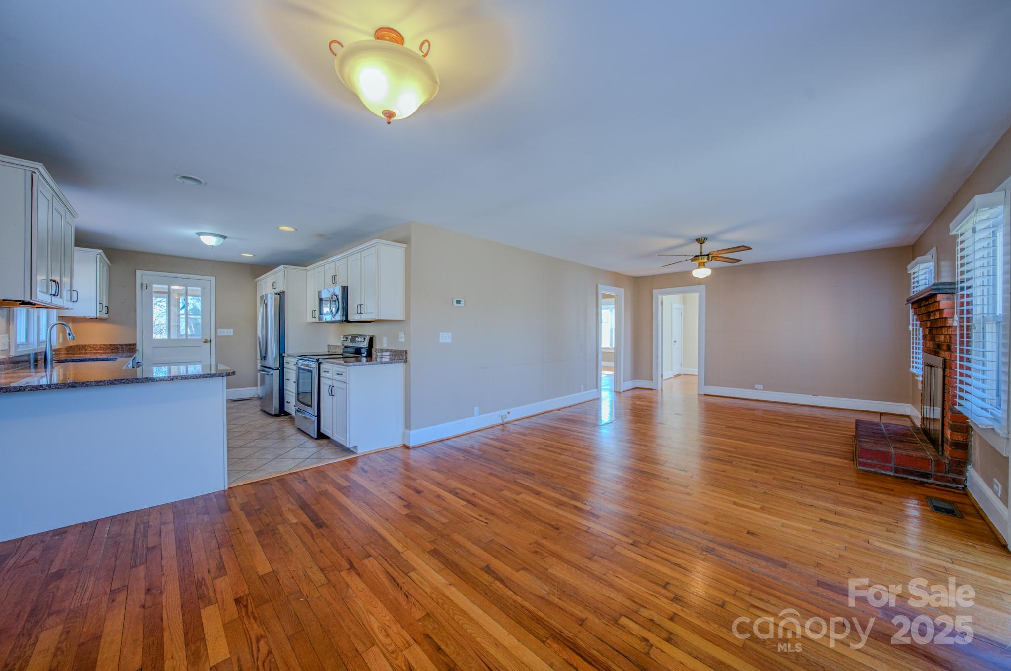 302 Wilson Avenue Swannanoa NC 28778