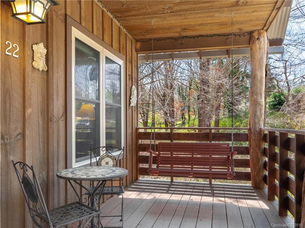 22 Hibriten Drive Asheville NC 28801