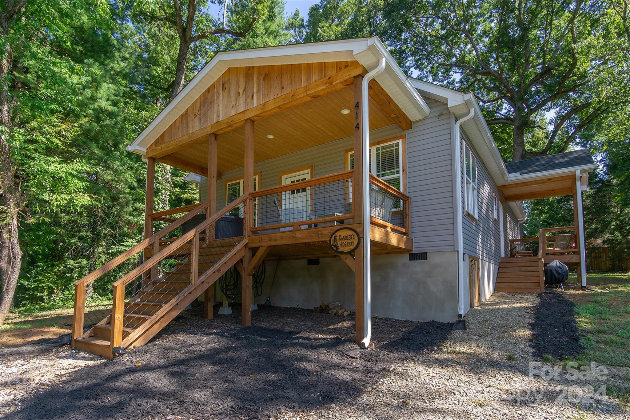 414 Ridge Street Candler NC 28715