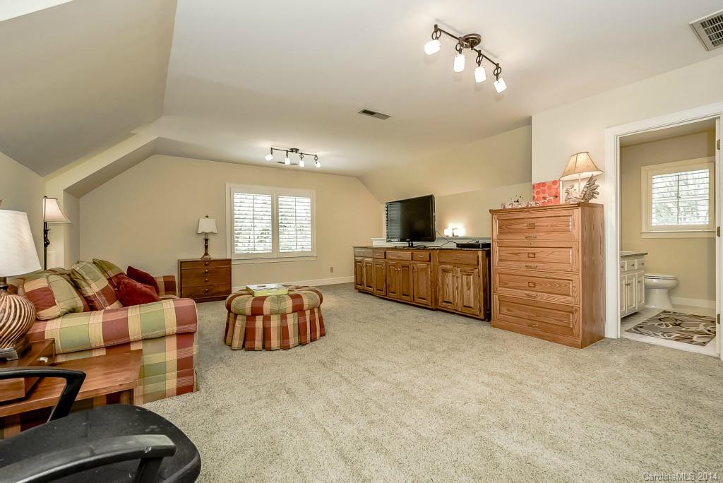 3632 Moorland Drive Charlotte NC 28226