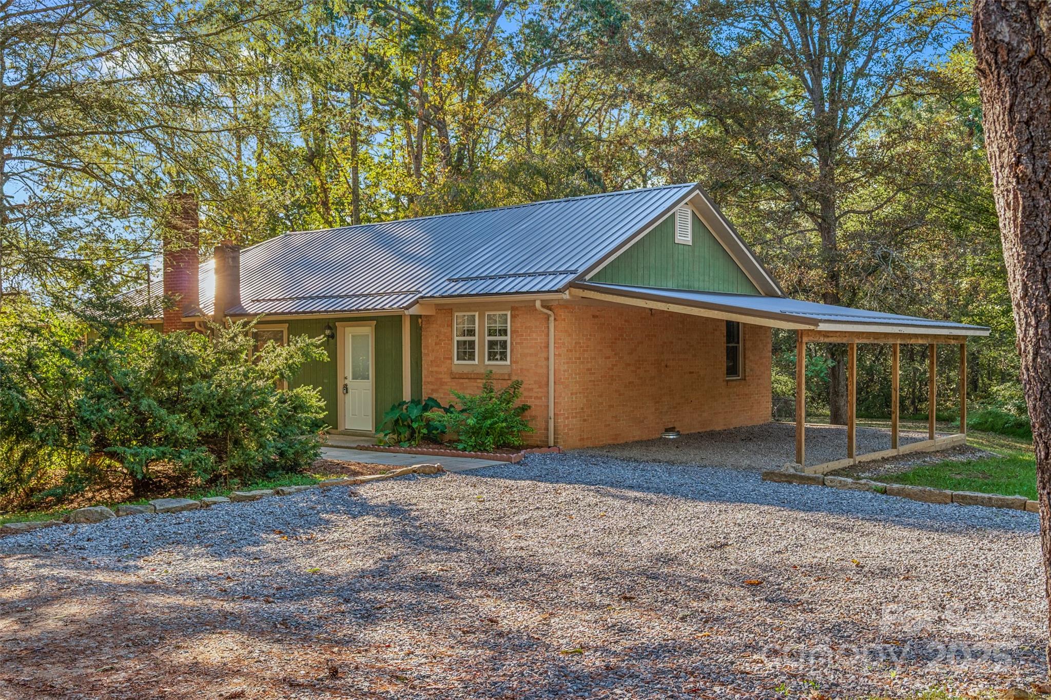 14 Luckenbach Drive Fairview NC 28730