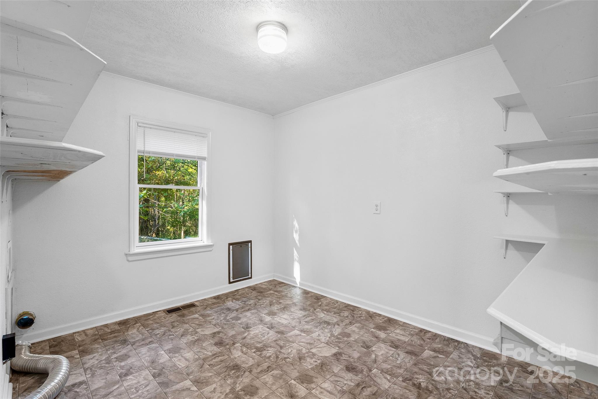 14 Luckenbach Drive Fairview NC 28730