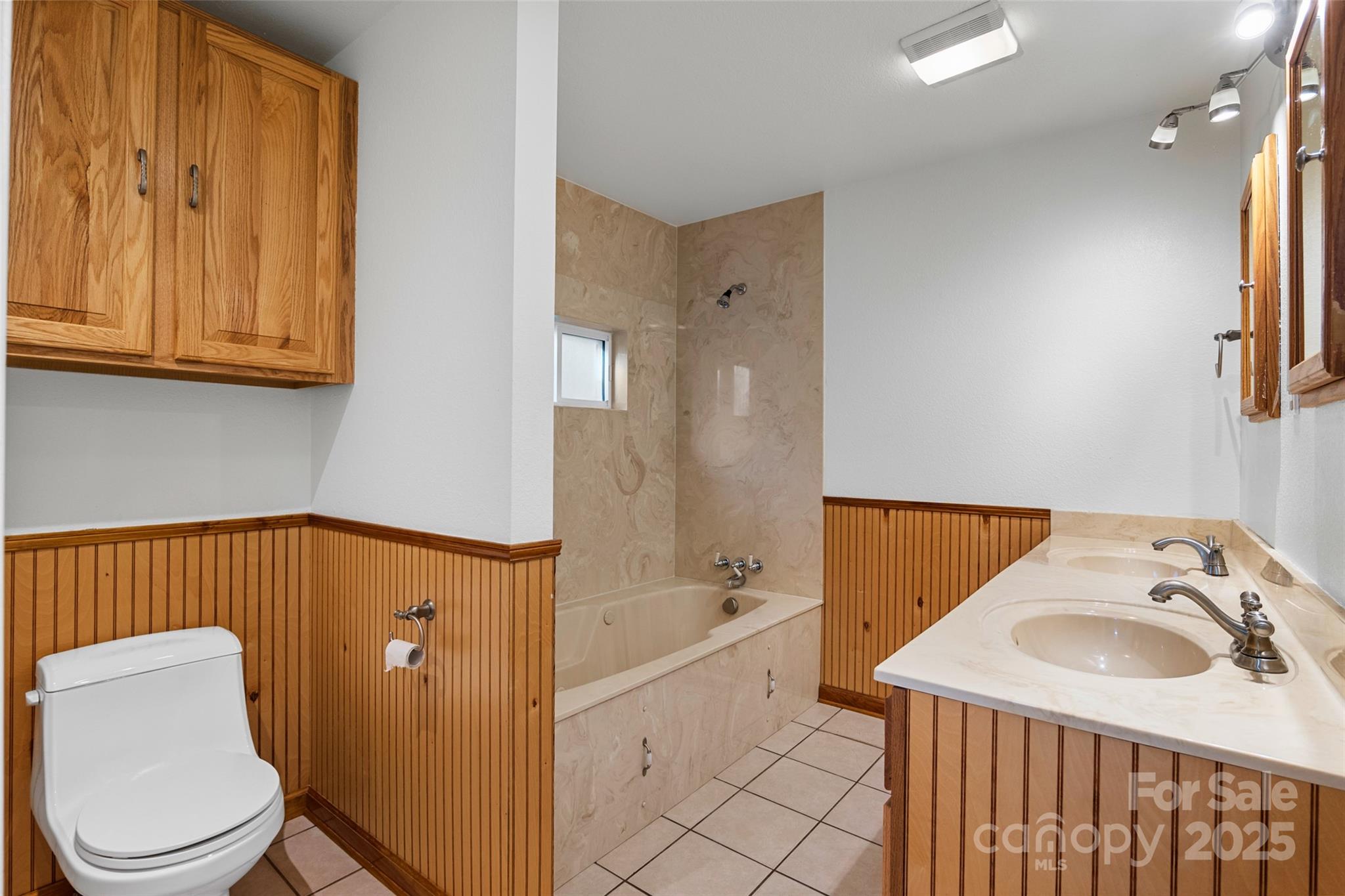 14 Luckenbach Drive Fairview NC 28730