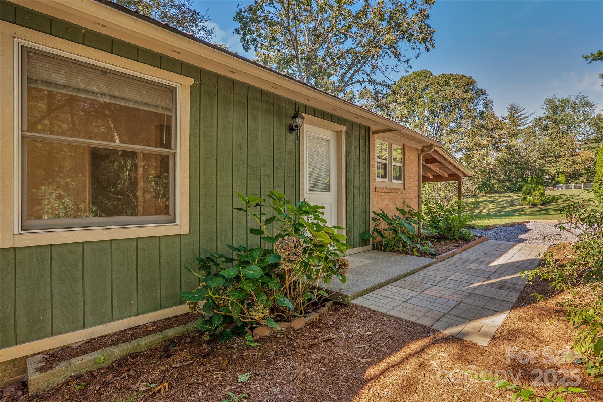 14 Luckenbach Drive Fairview NC 28730