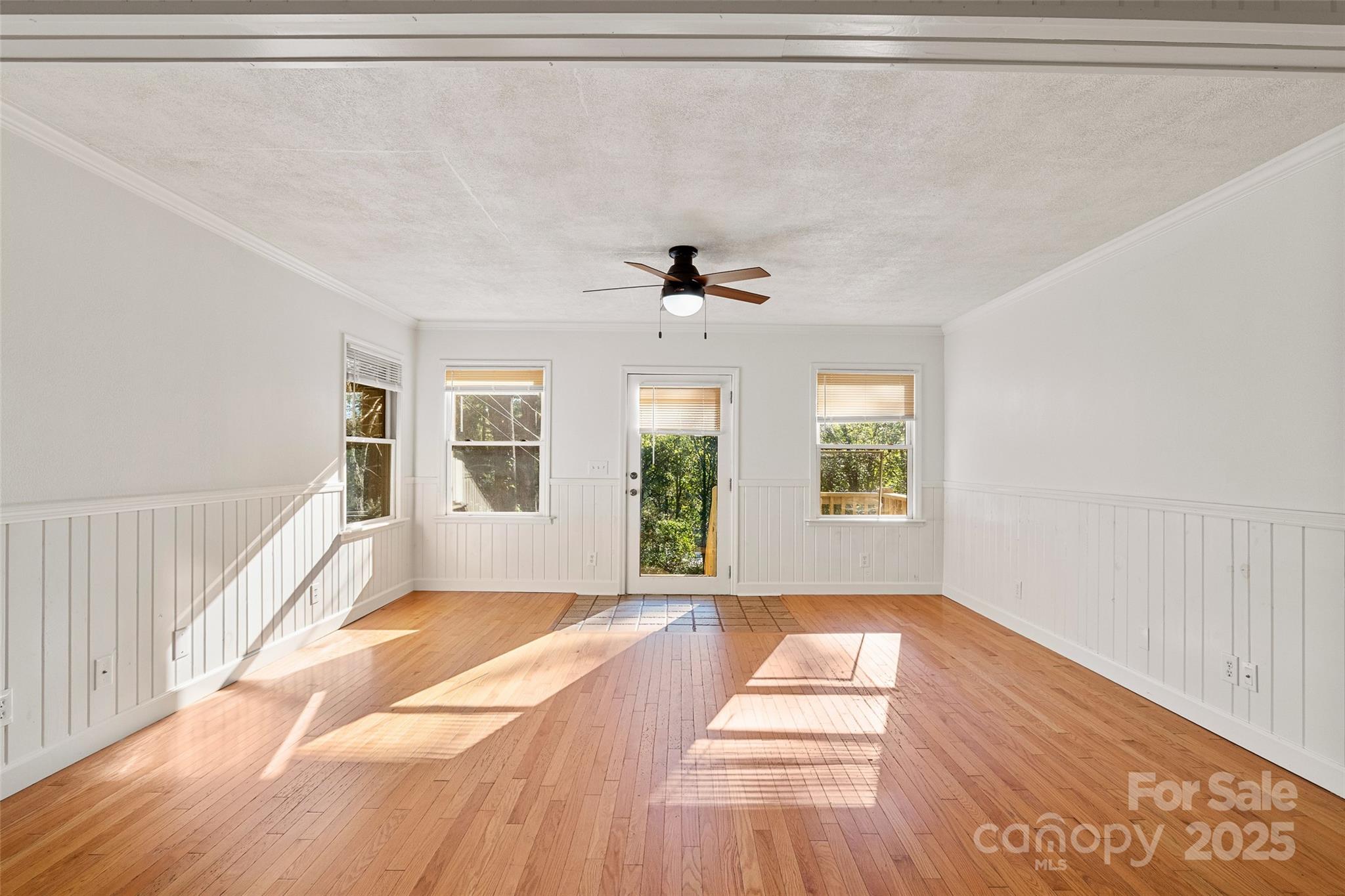 14 Luckenbach Drive Fairview NC 28730