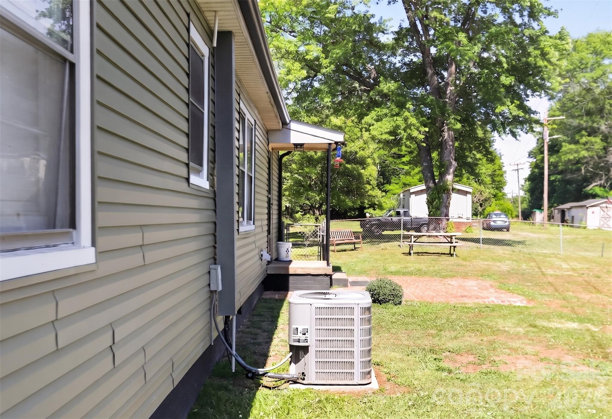 214 E Double Shoals Road Lawndale NC 28090