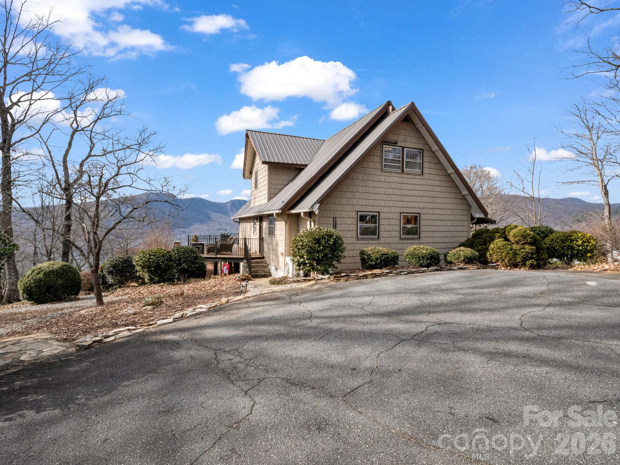 139 Valley View Circle Lake Lure NC 28746